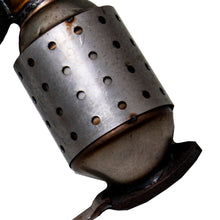 Load image into Gallery viewer, Catalytic Converter for 2008-2016 Toyota Highlander 3.5L V6 Front Left Bank 1