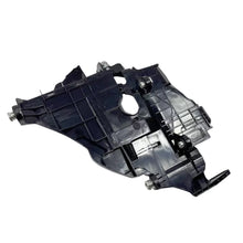 Load image into Gallery viewer, 7L6941614C For Volkswagen Touareg 03-07 Front Right Headlamp Mounting Bracket