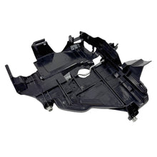 Load image into Gallery viewer, 7L6941614C For Volkswagen Touareg 03-07 Front Right Headlamp Mounting Bracket
