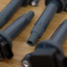 Load image into Gallery viewer, OEM 4X Ignition Coil Spark plug 90919-02244 90919-01210 For Toyota Camry RAV4
