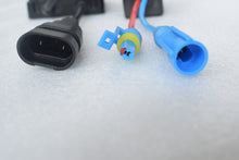 Load image into Gallery viewer, For Holden Commodore VE Series 1 2006-2013 Dual Beam Head Lights With Sequential
